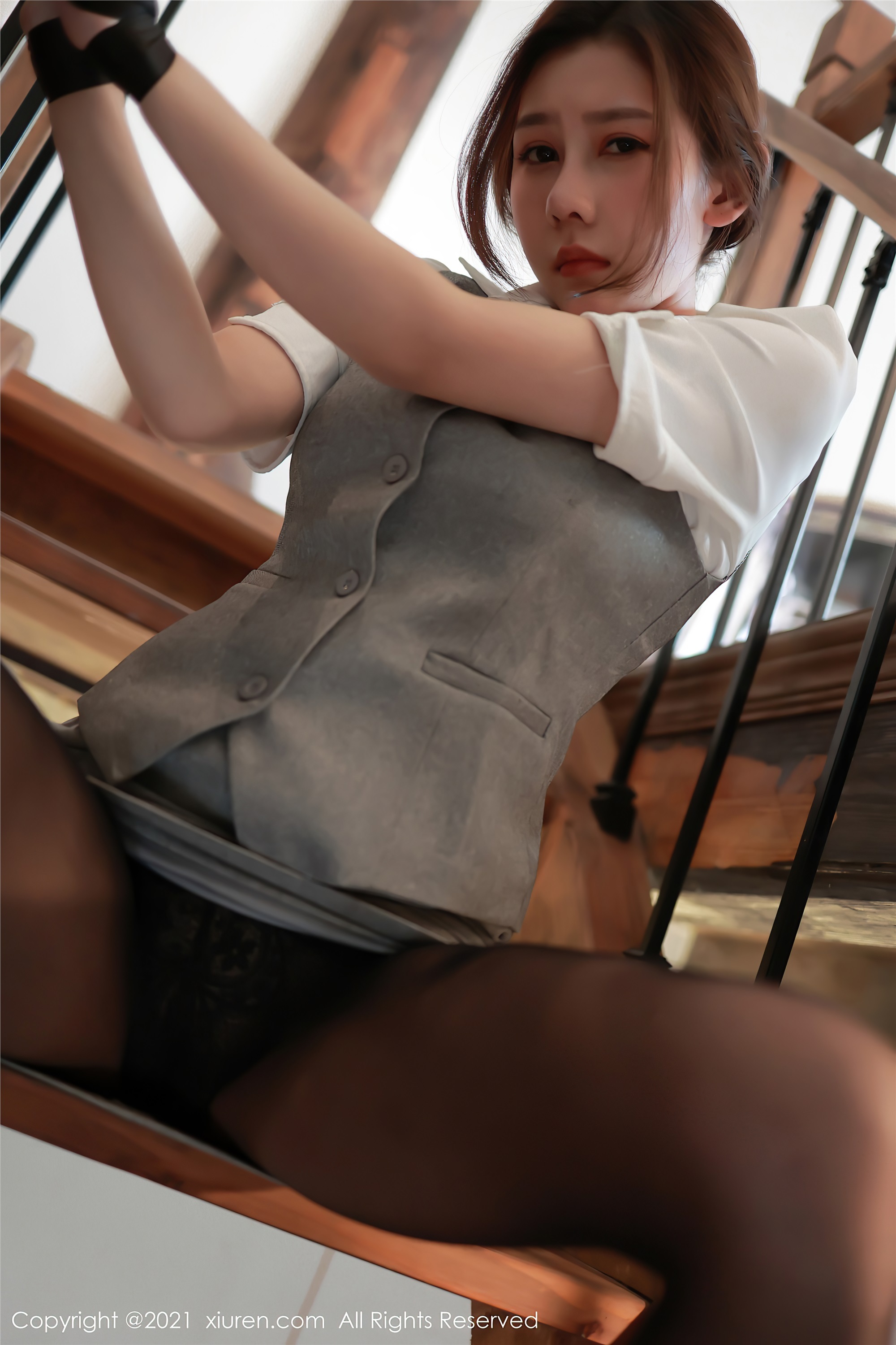 XiuRen秀人网  2021.04.12 No.3291 尹甜甜